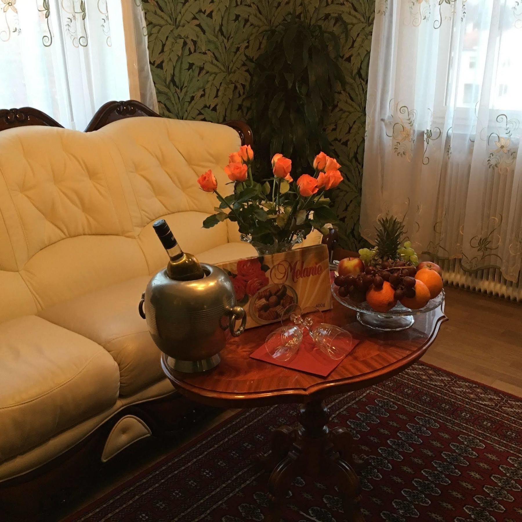 Hotell Laeckoe Лидшьопинг Екстериор снимка